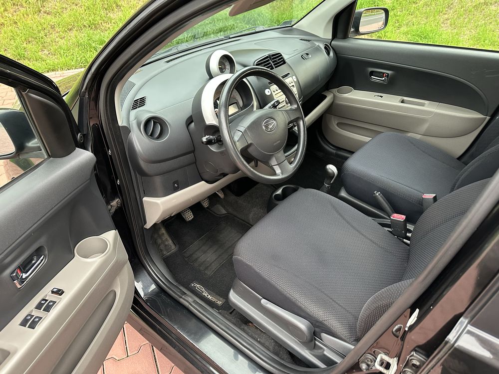 Daihatsu Sirion 1.3 87 KM wersja sport doinwestowany KLIMA