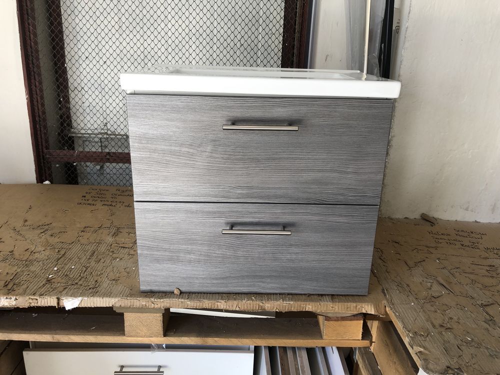 Szafka z umywalką 60x36 z umywalką ceramiczną CICHY DOMYK
