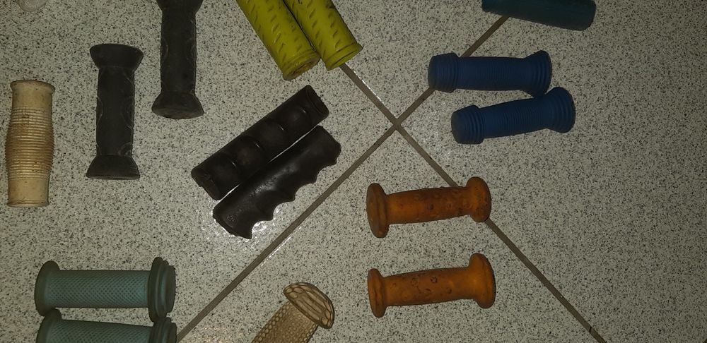 Punhos para triciclos e bicicletas de criança