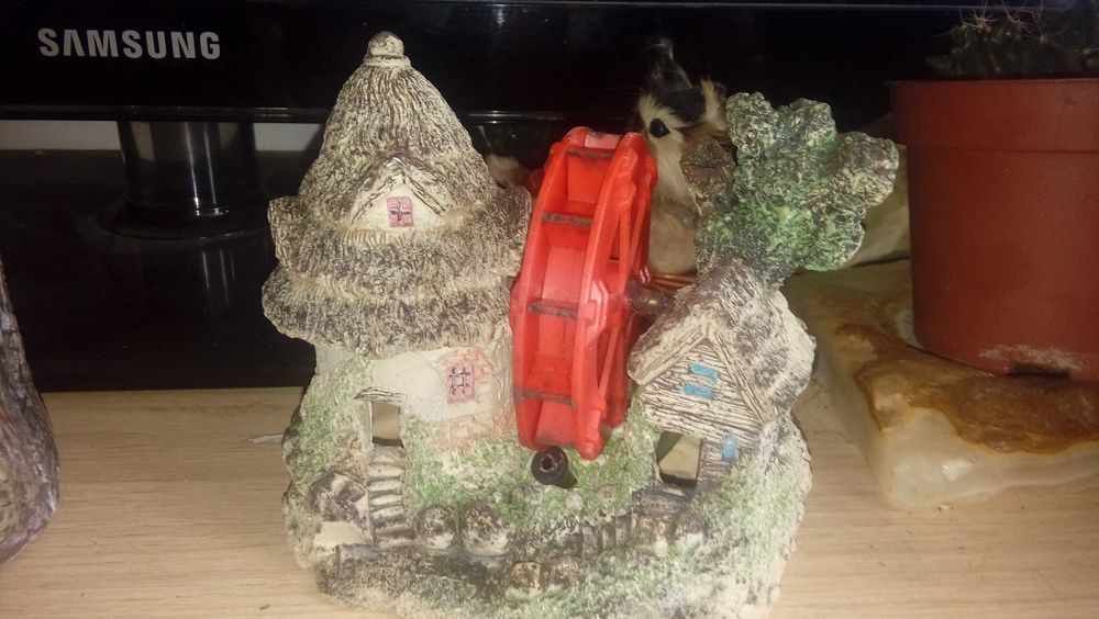 Sprzedam ozdoby do akwarium