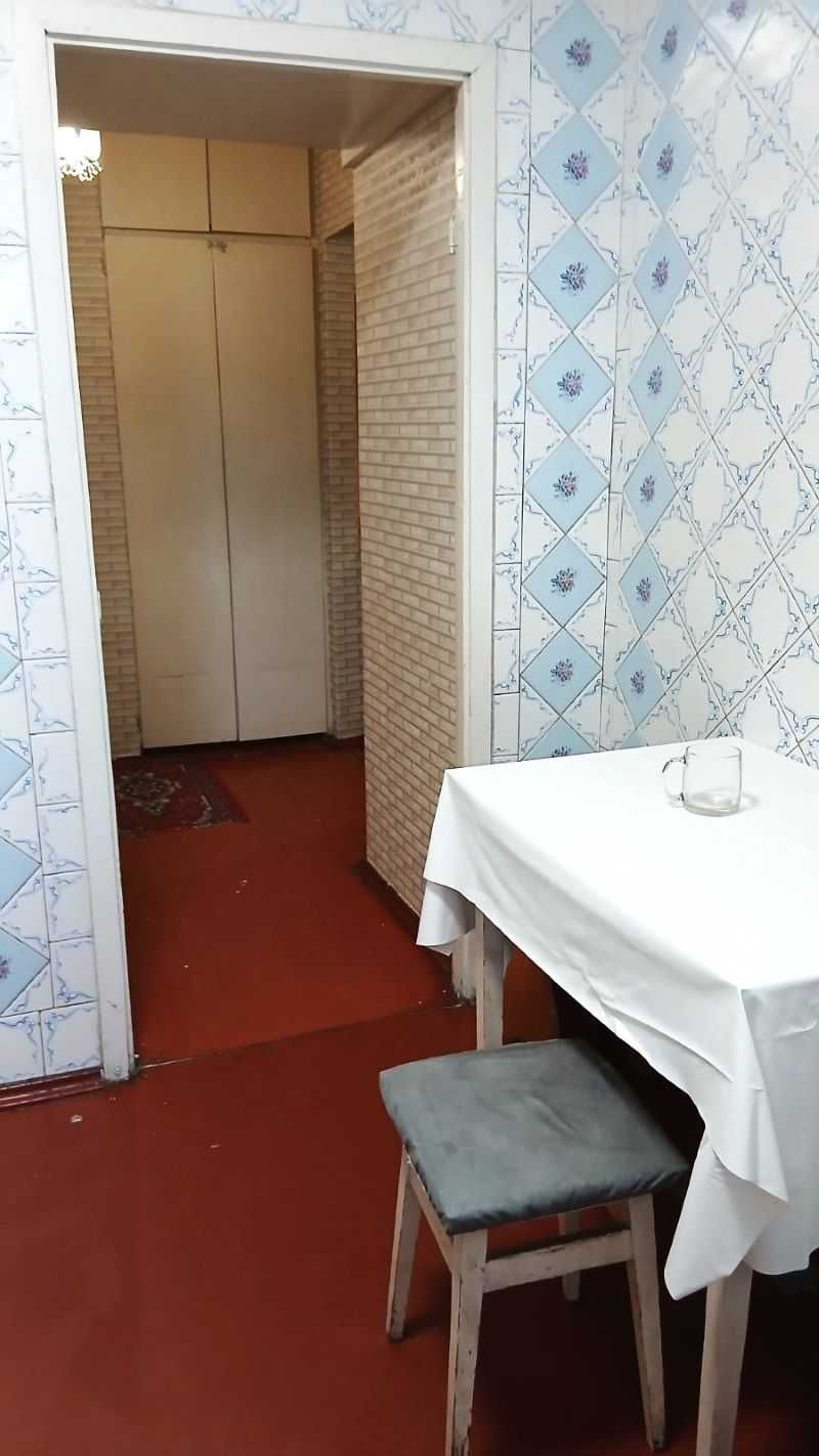2 ком. квартира, Троещина, ул. Сержа Лихваря (Сабурова), 5