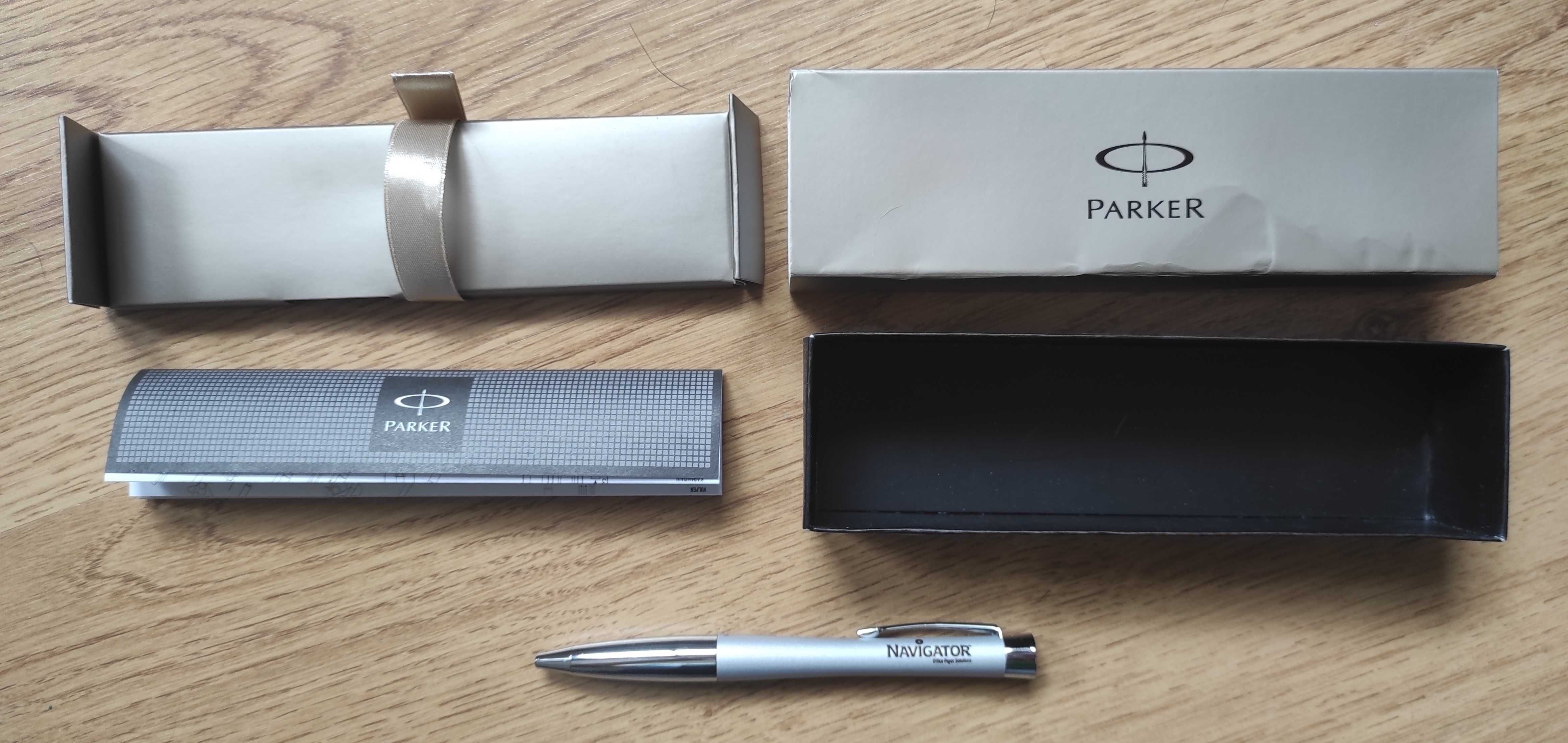 Caneta Parker Urban Fashion Fast Track Silver Lacquer CT Ballpoint Pen