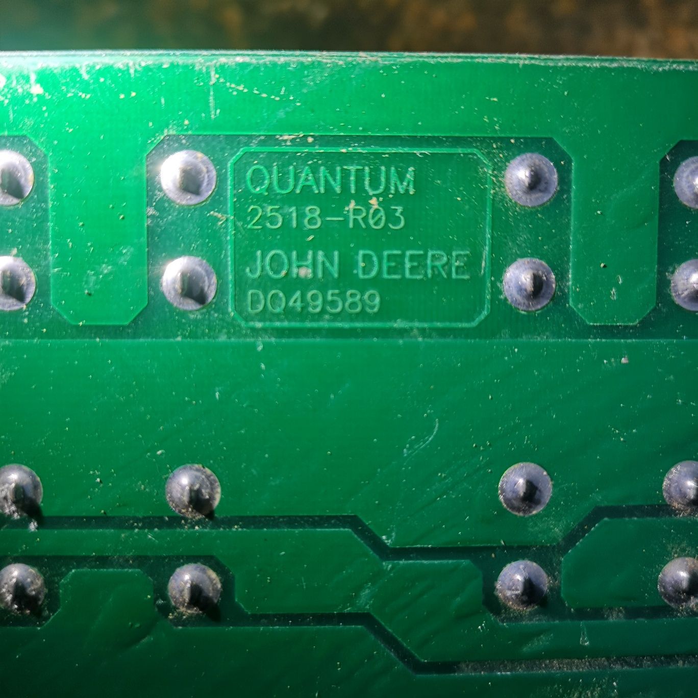 Płyta bezpiecznikow John deere 1450  DQ49589
