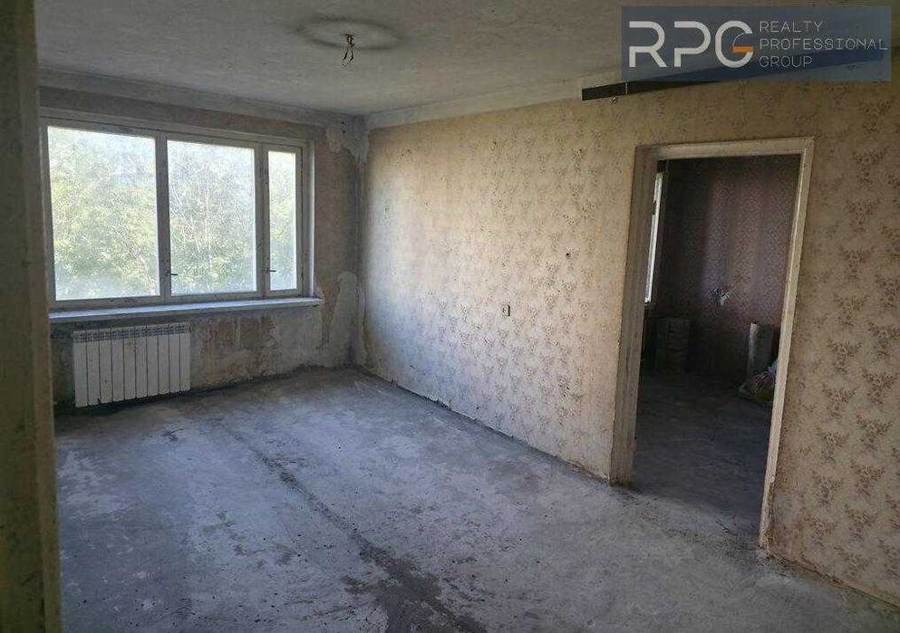 Продам 3-кімнатну квартиру ГОТОВУ ДО РЕМОНТУ бул. Миколи Руденка 19 ая