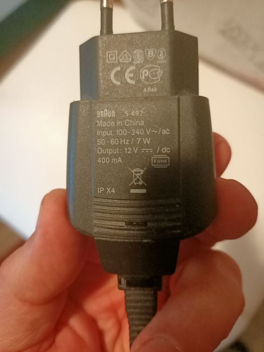 Блок питания, зарядка, Brawn 12 Вольт.