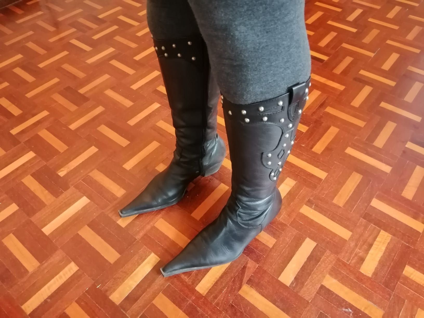 Botas Texanas com tachas