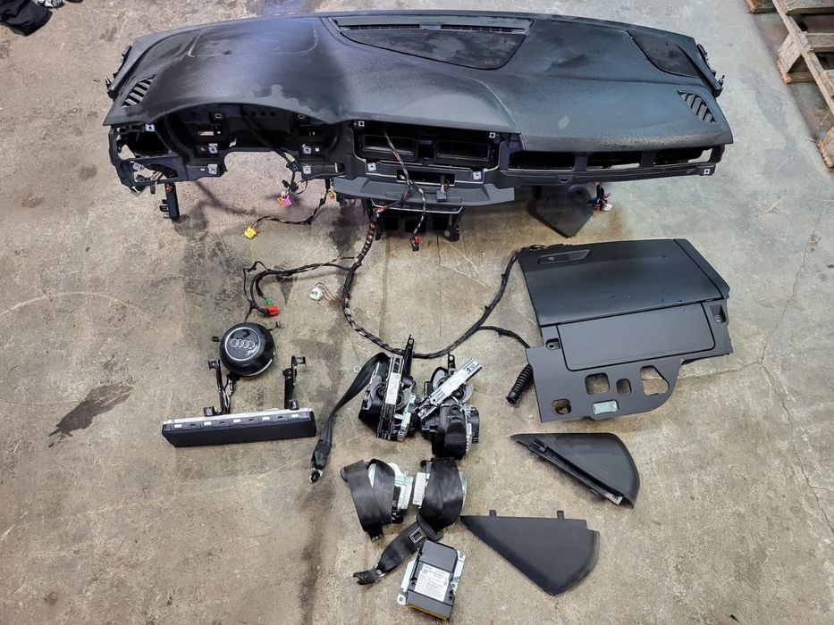 Audi A5 F5 A4 B9 deska rozdzielcza poduszki pasy komplet NIE REG OEM
