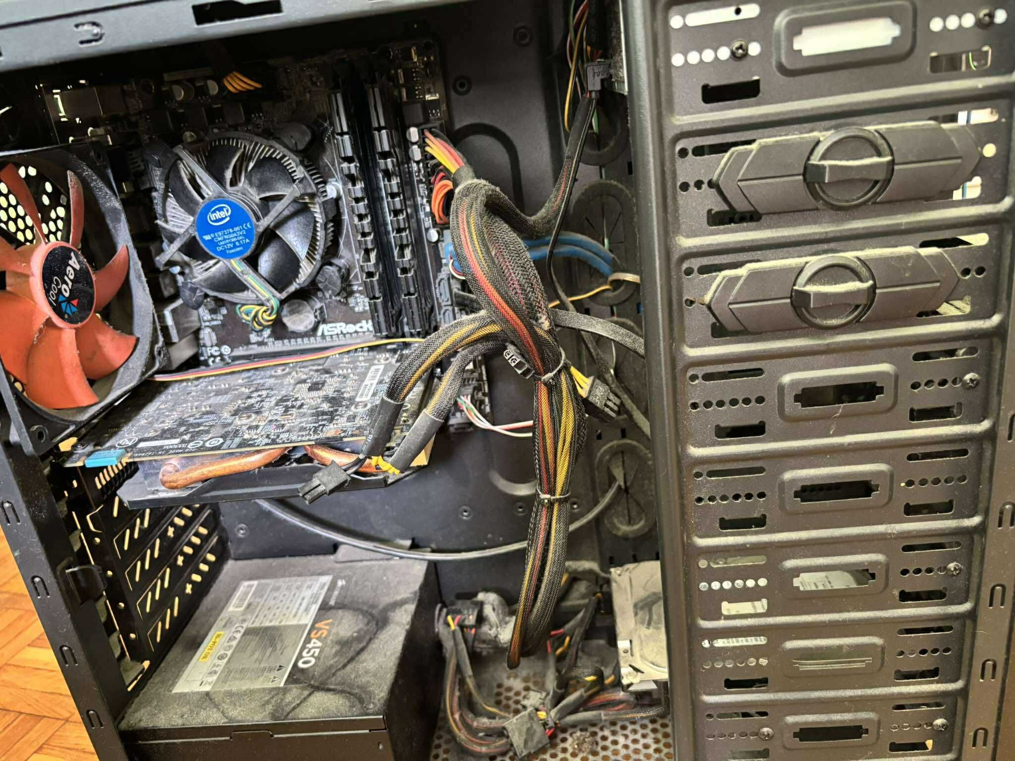 Komputer Stacjonarny (GTX 950/i5-4460/8gb DDR3-1600)