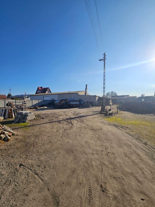 Działka 25 ar z halą