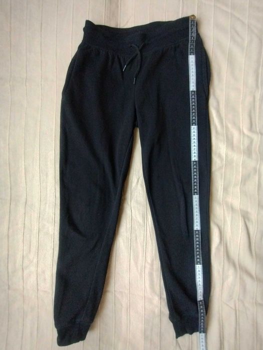 Chapter Young rozm 146/ 152 spodnie chłopięce dresowe dresy