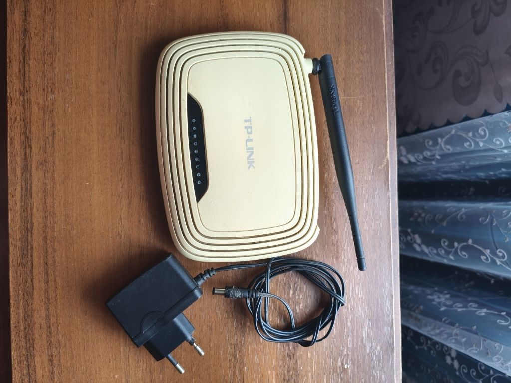 Wi-fi роутер и 2 приёмника