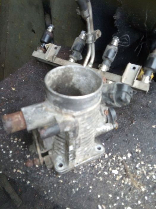 Opel 2,0 8V przepustnica krokowy omega frontera