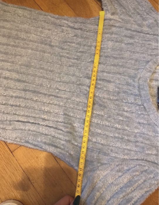 Niebiezka bluzka z futerkiem, xs, bershka