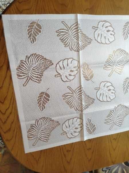 Biały bieżnik żakardowy 60 x 120