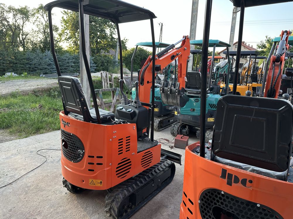Mini koparka JPC KV12  DIESEL, masa 1100 kg rok prod 2025