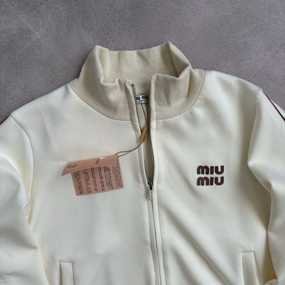Жіночій Miu Miu костюм