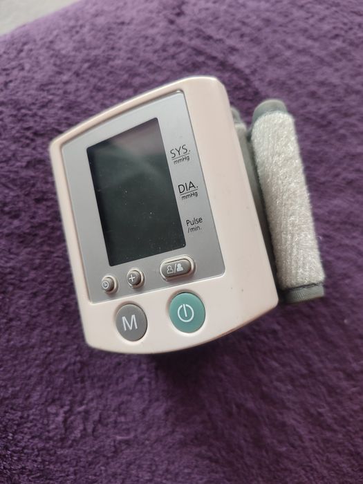 Тонометр.Измеритель давления.