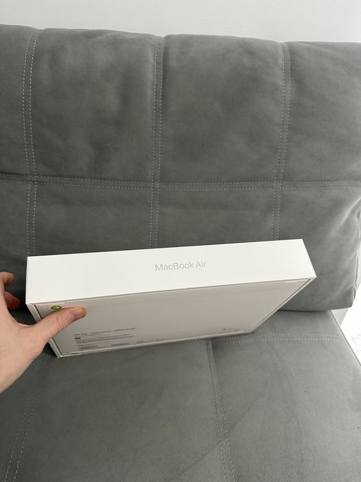 MacBook Air 13” 16GB 256GB M4 Sky Blue Midnight Silver Starlight новий