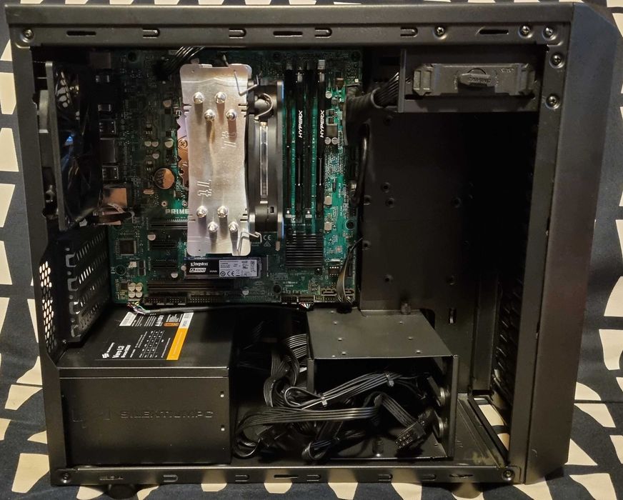 Komputer i5-9500, 16GB DDR4 NVMe 500GB 550W - baza pod Gry e-sportowe