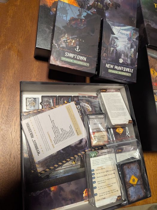 The Hunters A.D. 2114 + Hybrids + Shiptown + Huntsville(настільна гра)