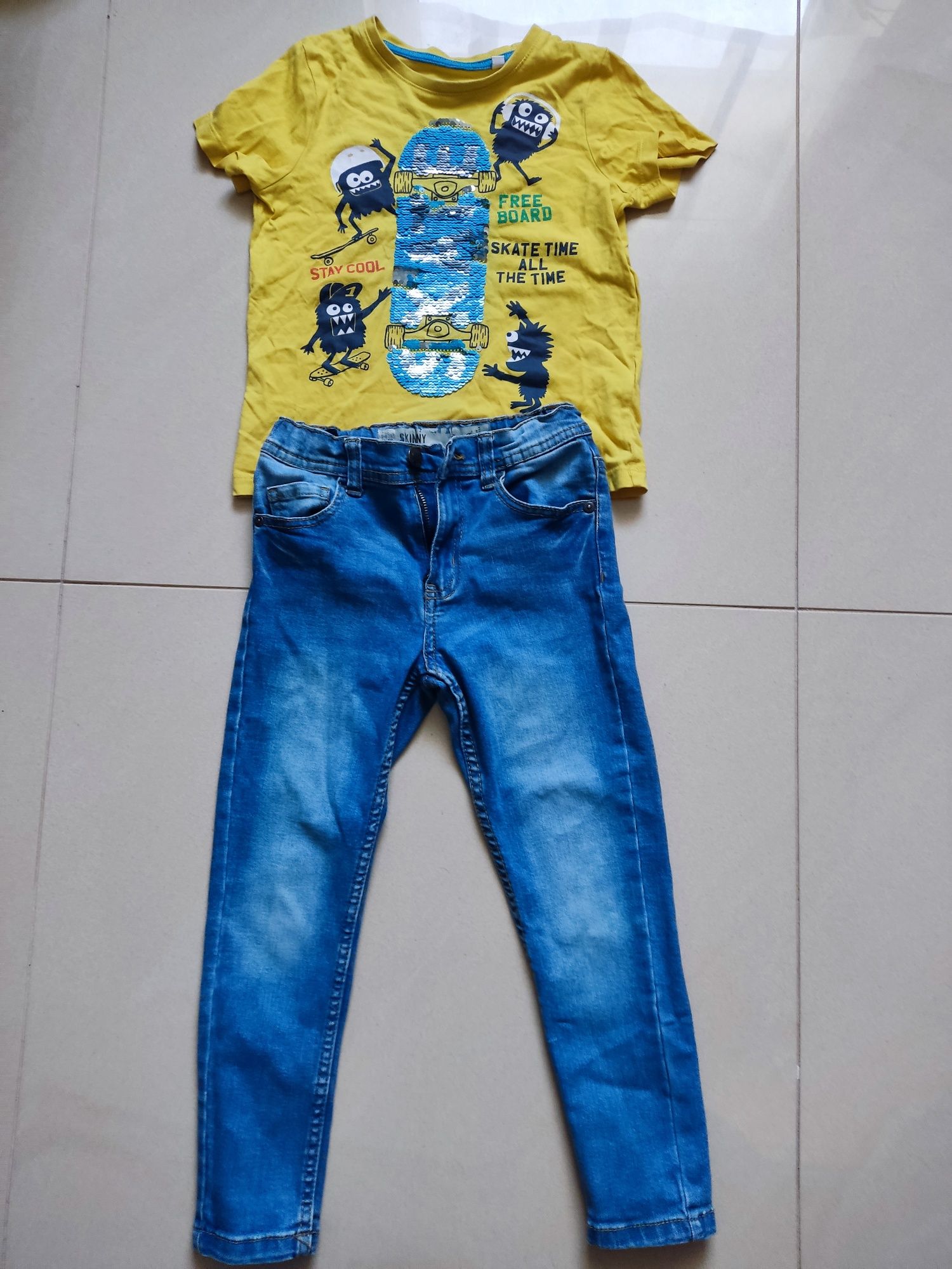 Zestaw modny spodnie jeansowe Primark i koszulka r.116