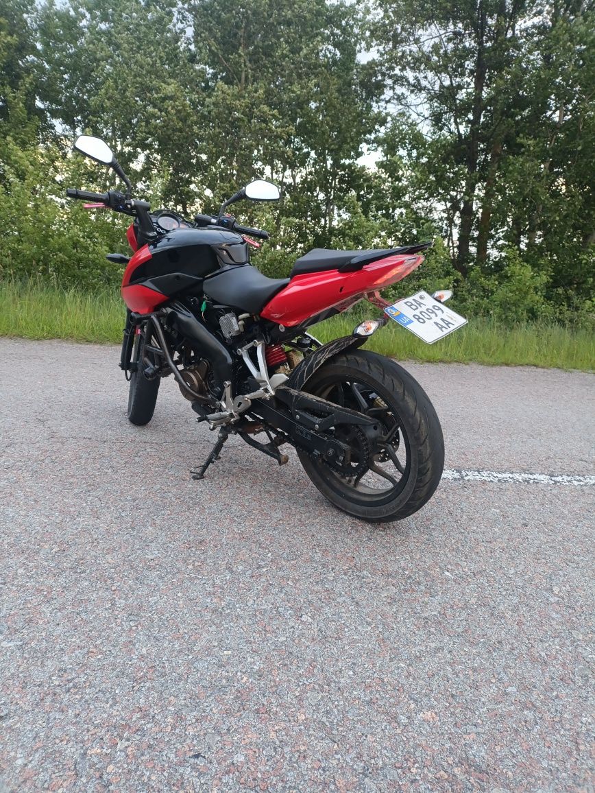 Продам bajaj pulsar ns200 обмін