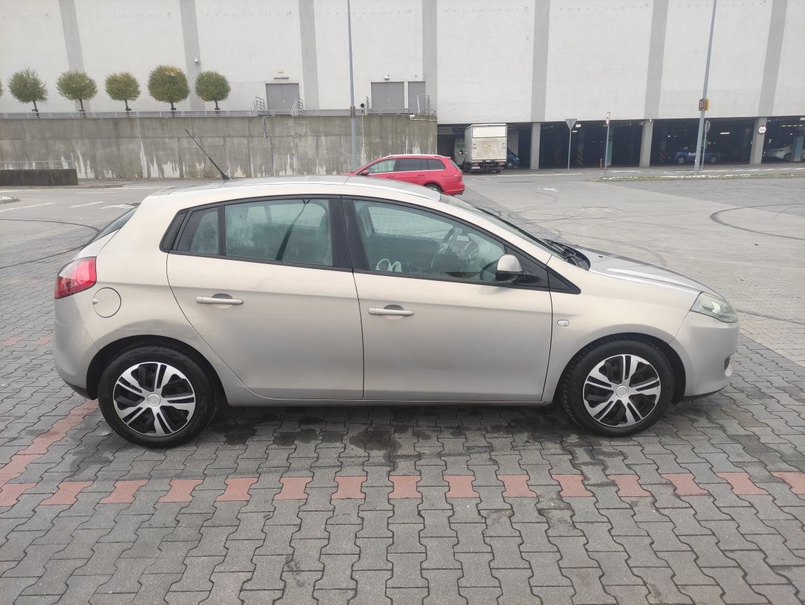 Fiat Bravo 2 1.6 multijet 2010r salon Polska