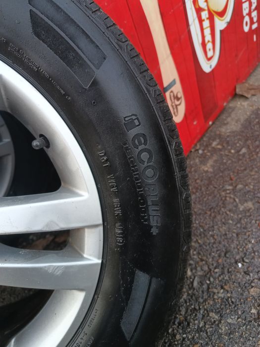 Резина 215/65 r16 Continental