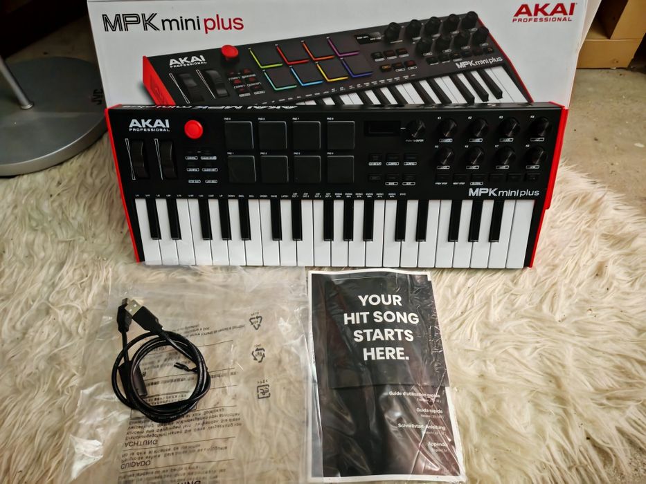 Akai MPK Mini plus