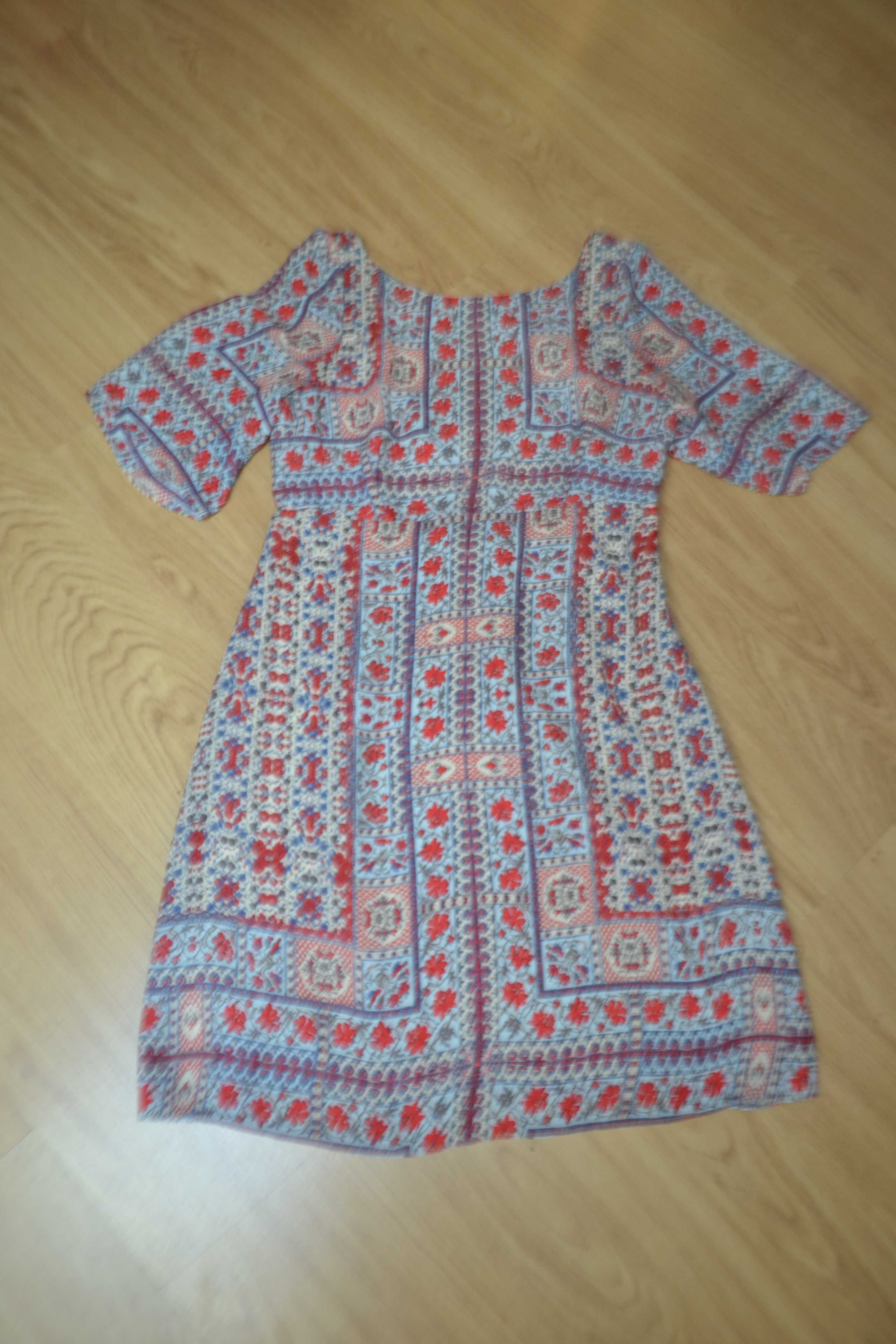 Ótimo vestido floral, muito original, da marca Tintoretto, tamanho 40