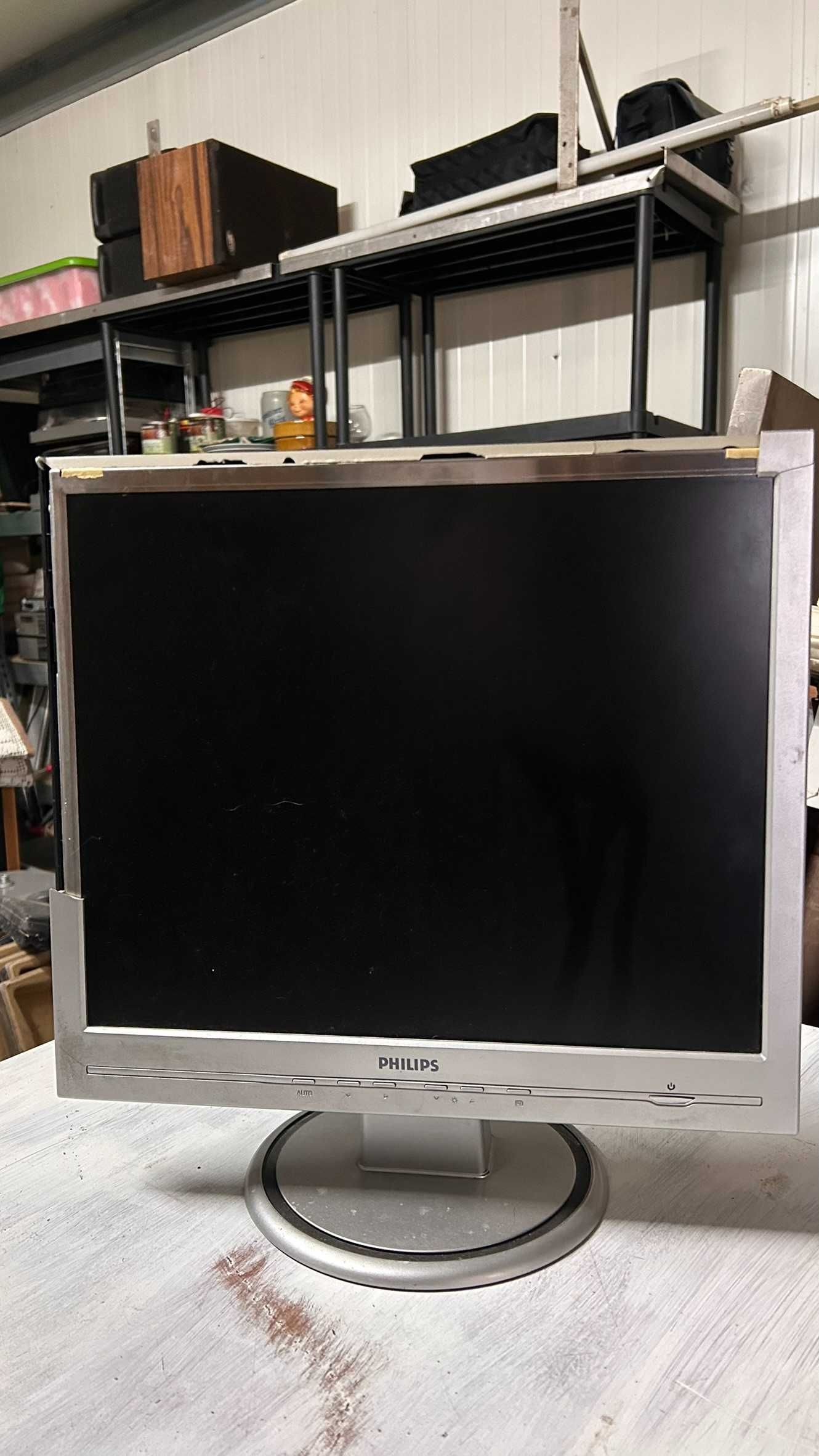 Monitor Philips 170S6FS – 17” LCD, 100% Funcional