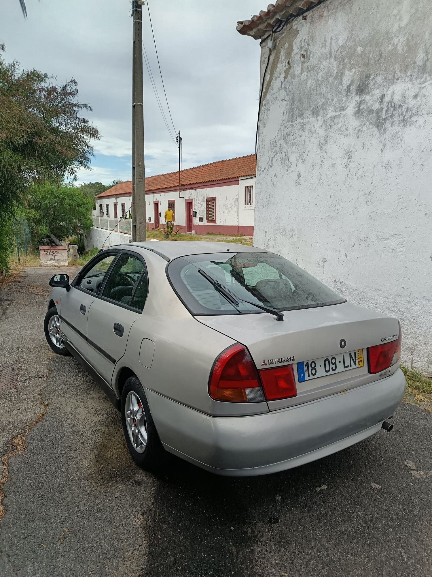 Mitsubishi completo