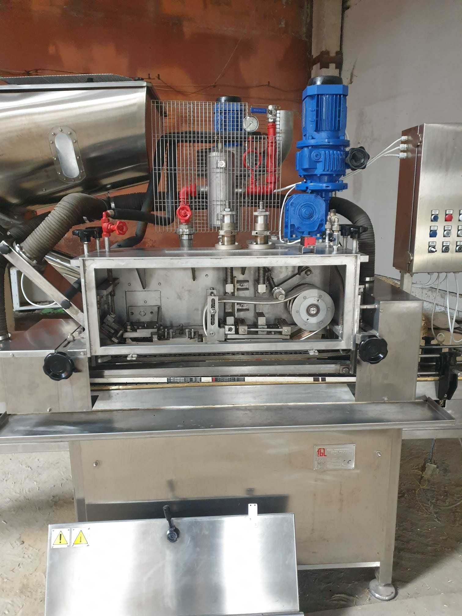 Укупорочная машина FbL-200