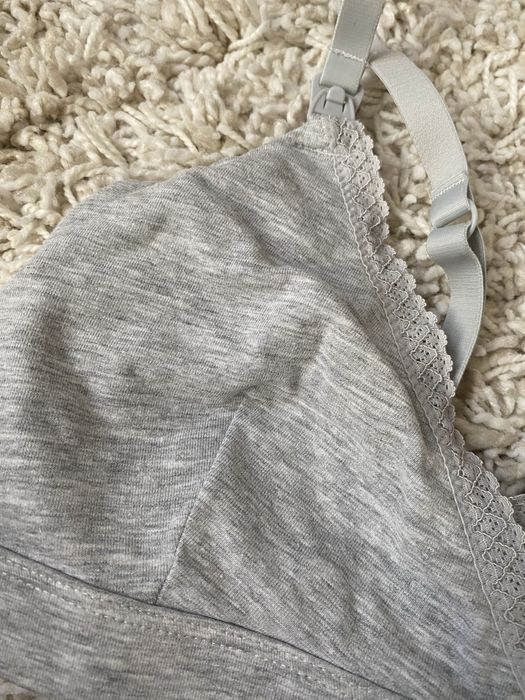 Набір бюстгальтерів Alles Mama та H&M