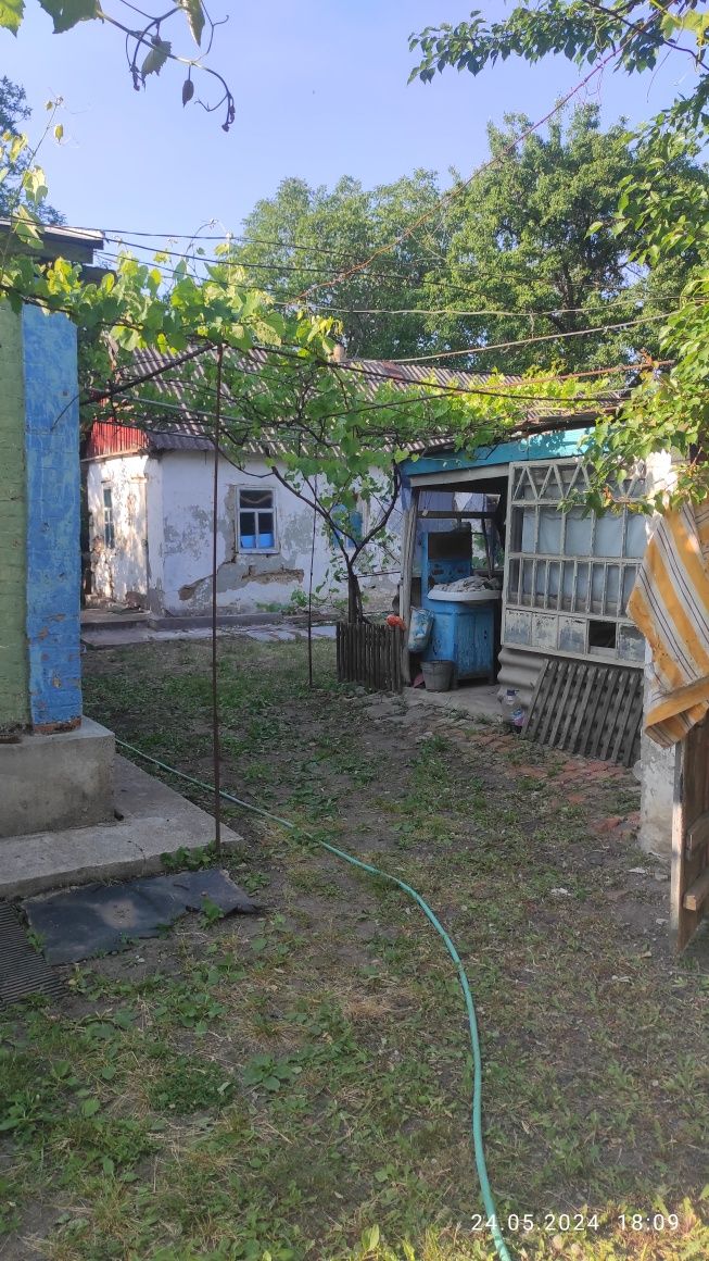 Продажа дома под жилье или дачу в удобном месте