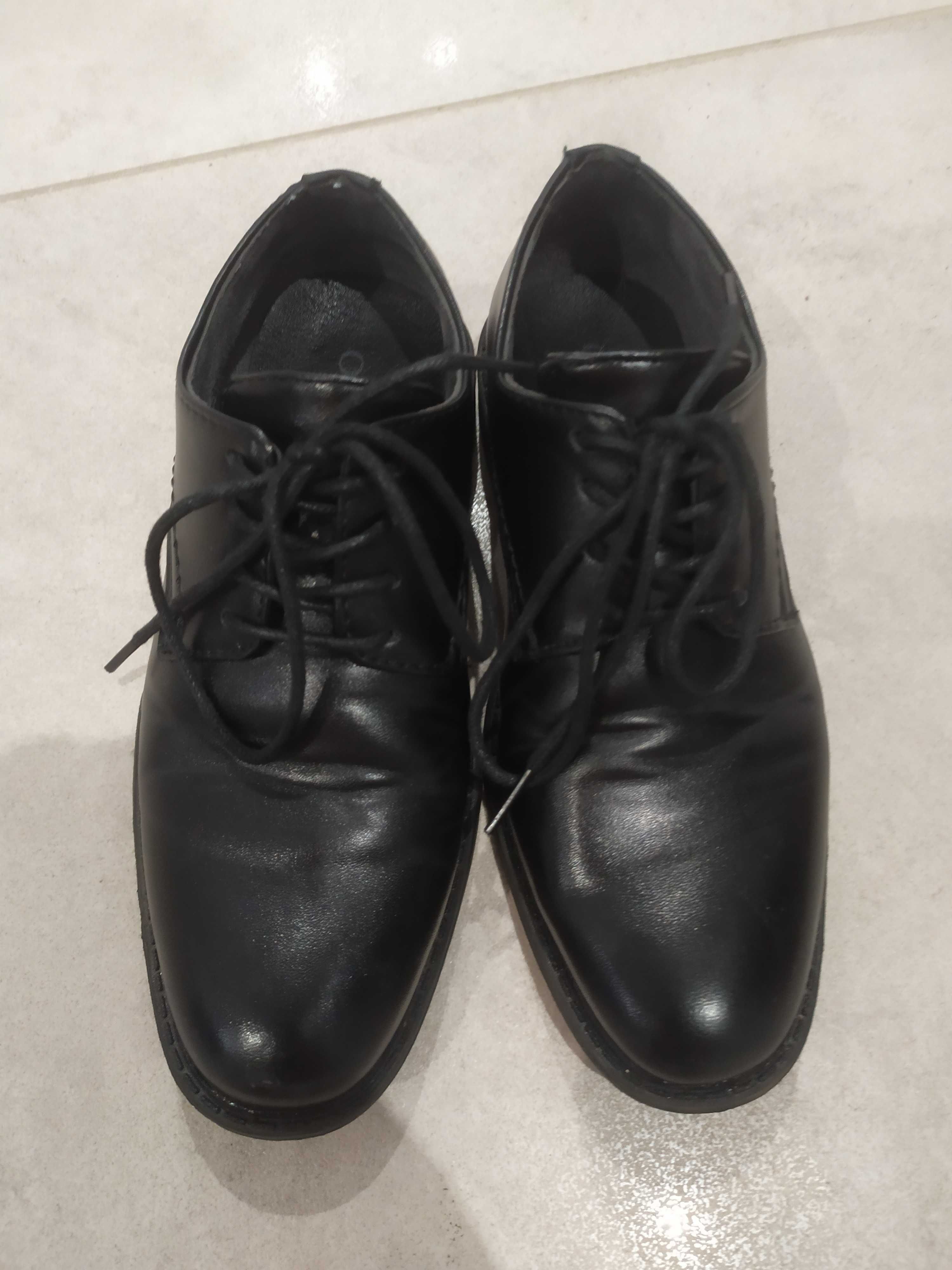 Buty Czarne półbuty chłopięce Ottimo r. 32 na komunię eleganckie