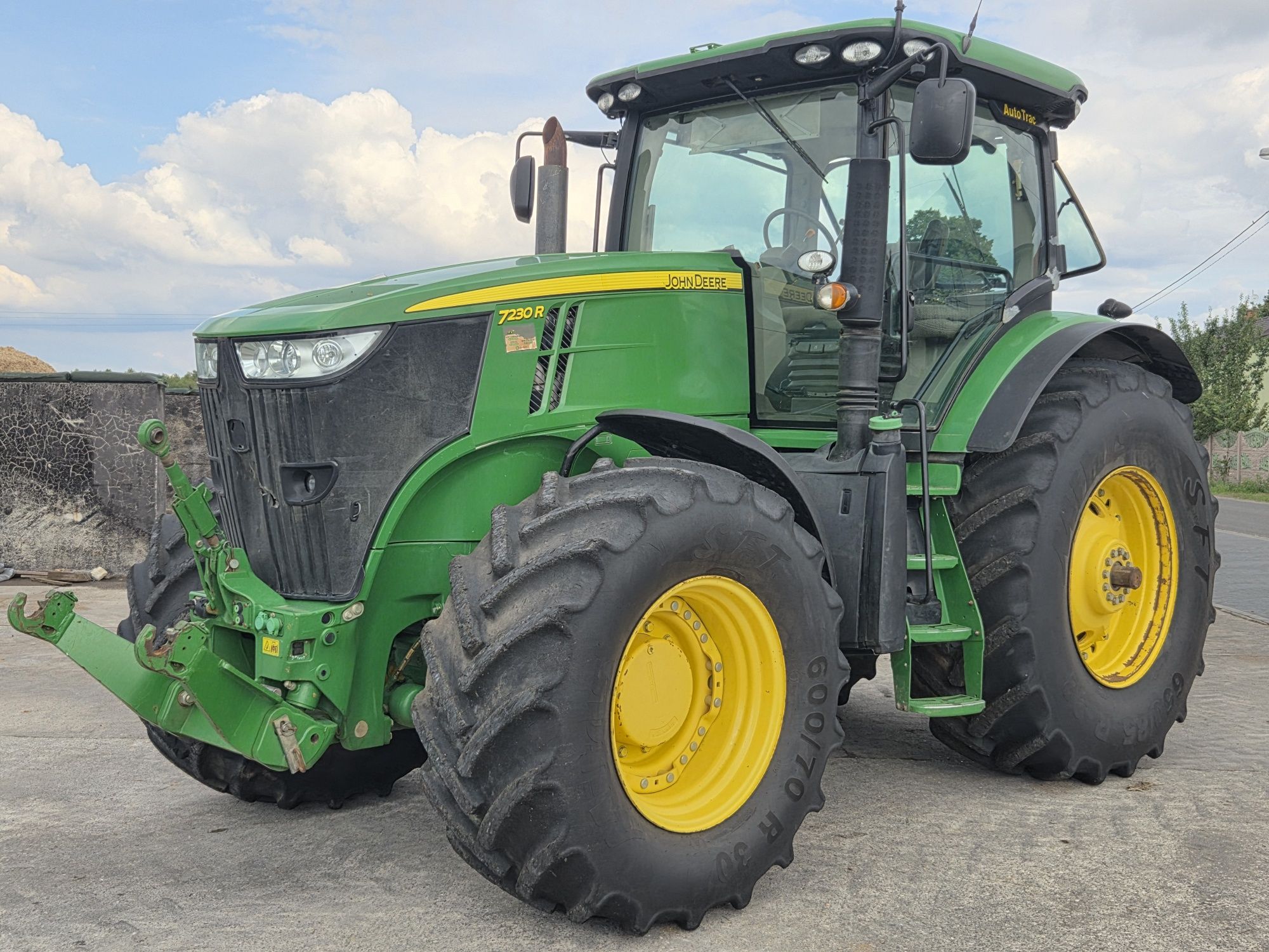 Ciągnik John deere 7230R 5900mth 14r