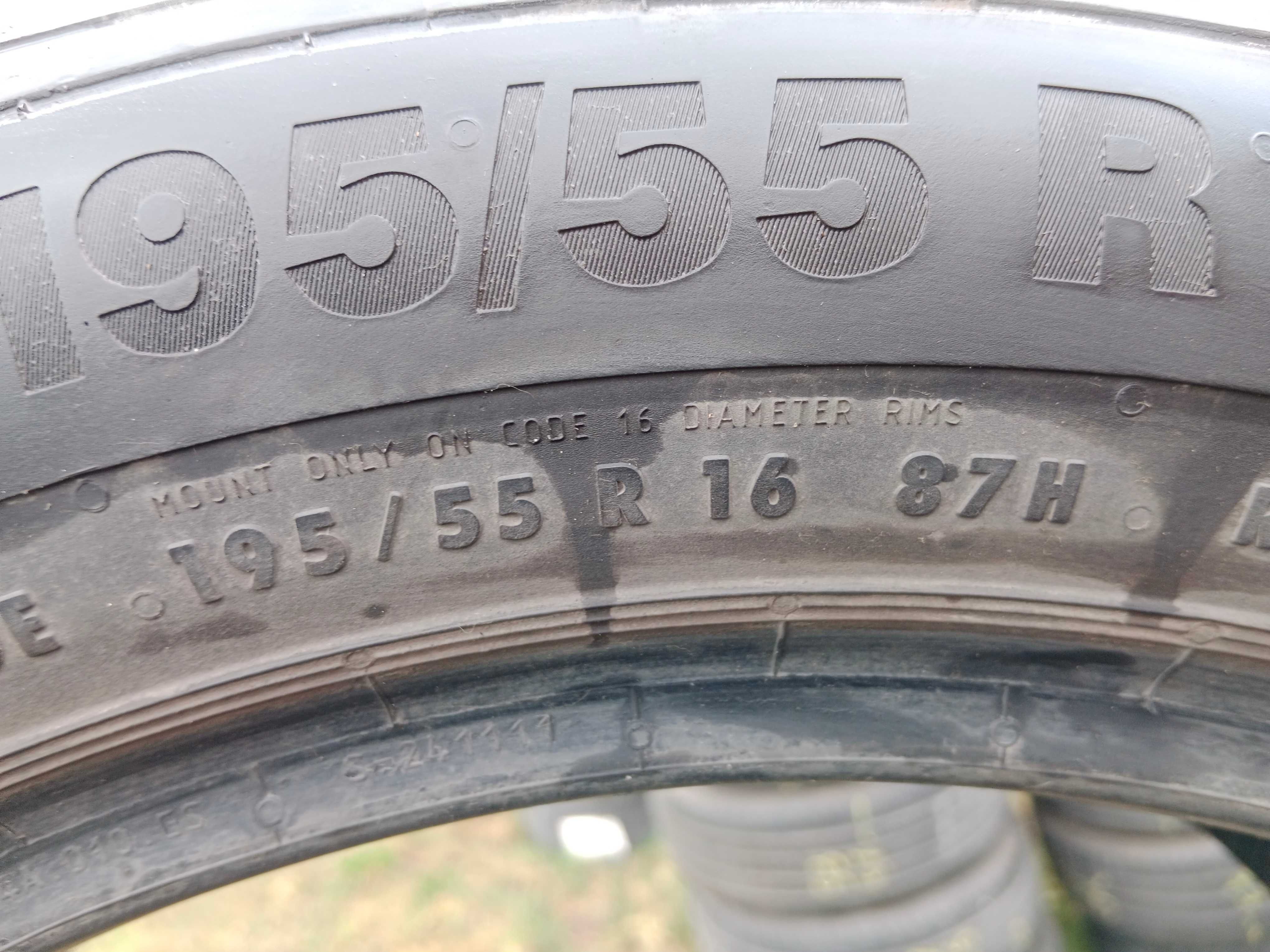 Opona używana letnia 195/55R16 Continental ContiPremiumContact 5 1szt.