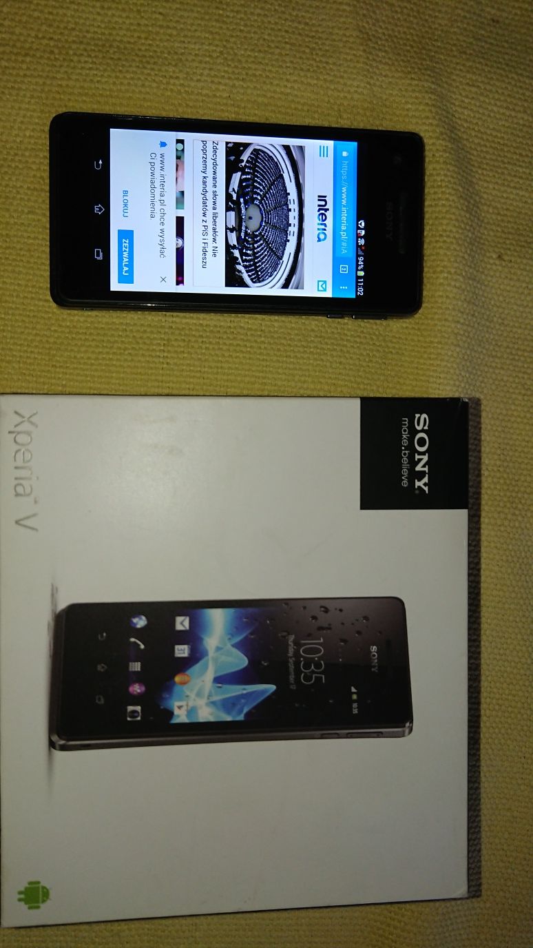 Sony xperia v