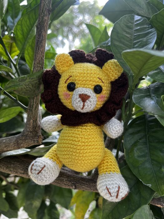 Peluche leão feito à mão