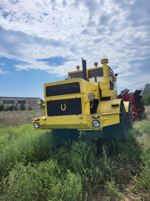 Кіровець к701 продам