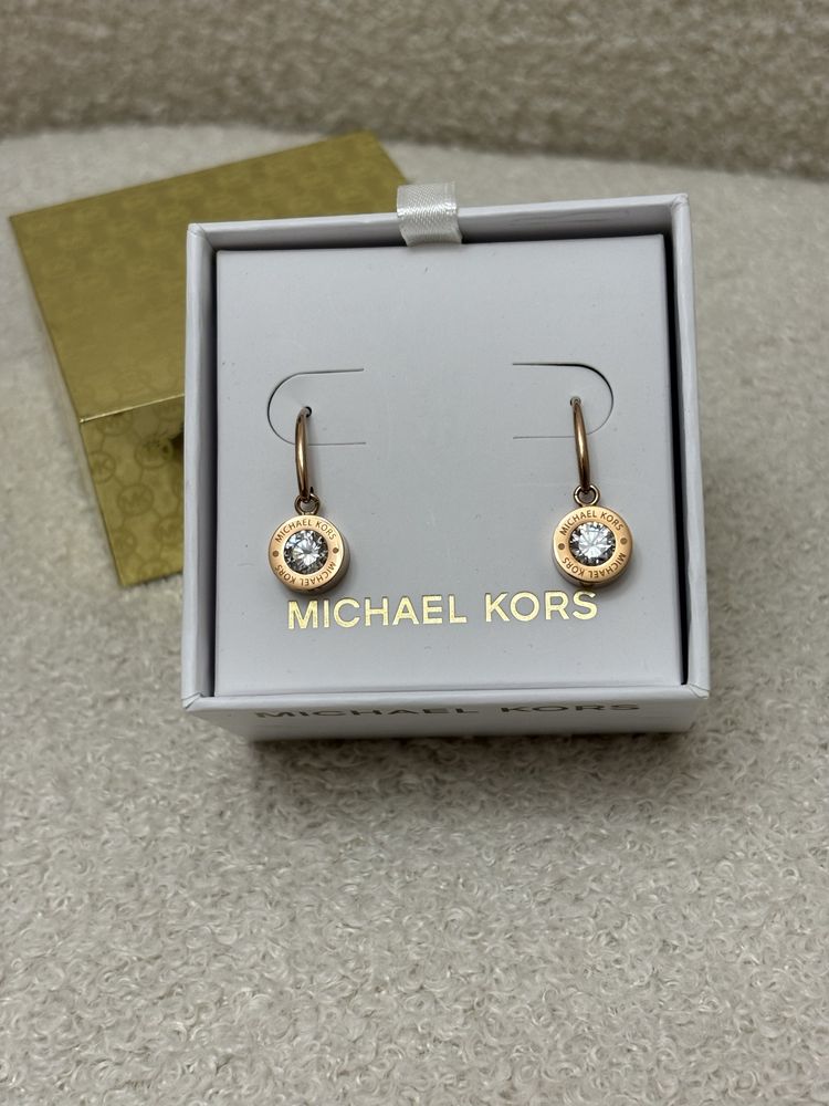 Nowe kolczyki Michael Kors