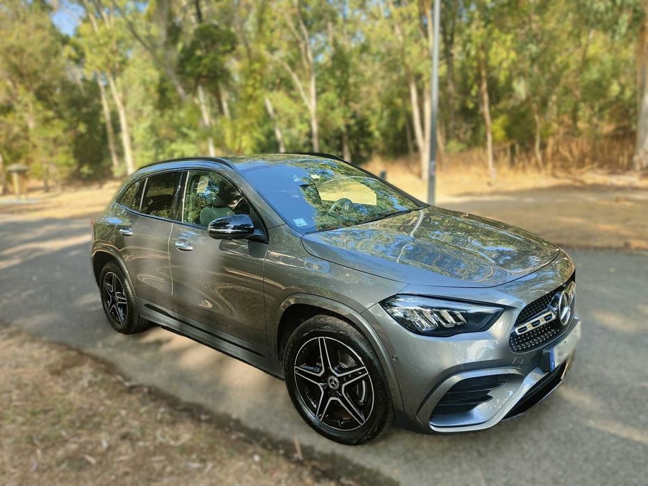Mercedes GLA250e, AMG, com vários packs extra, garantia original