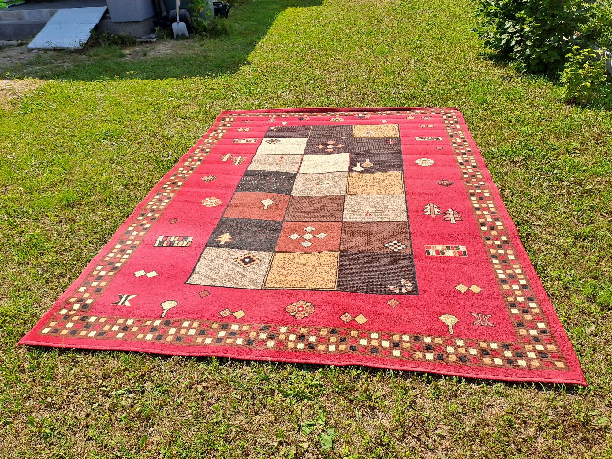 Dywan 3 x 2,2 m cerwony
