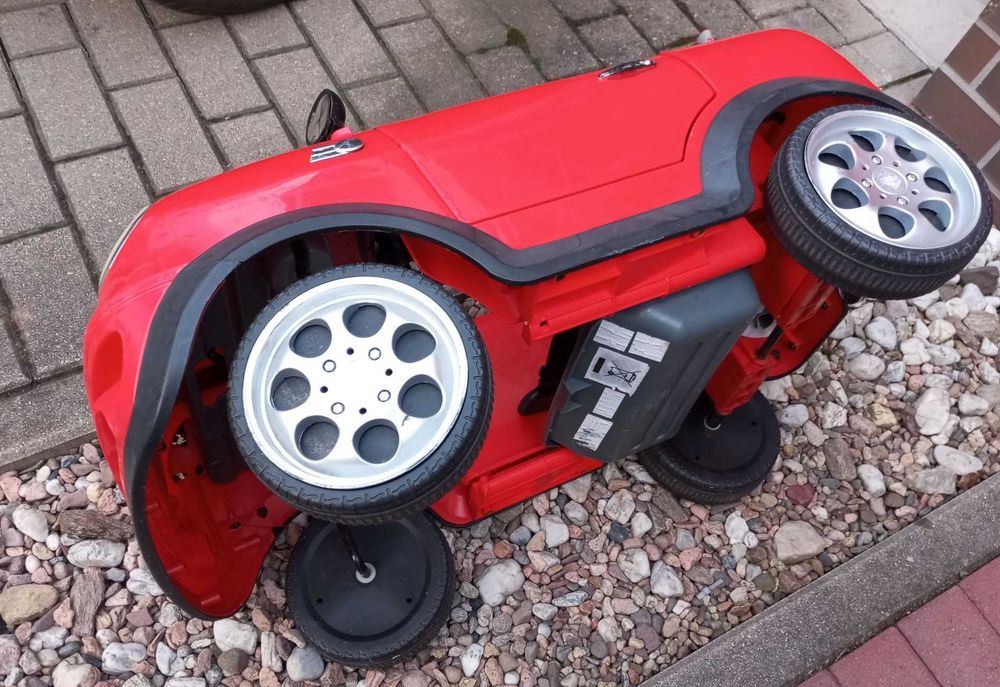 samochód dla małego dziecka Mini Cooper pchacz używany