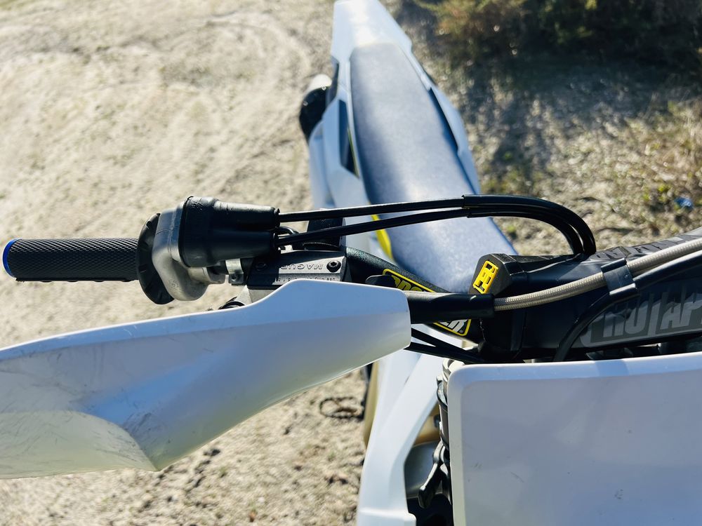 Husqvarna FE 350