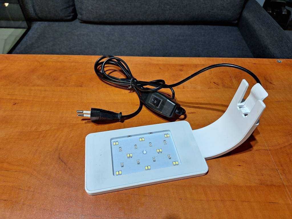 Akcesoria akwarystyczne - komplet do akwarium + skimmer i lampa UV