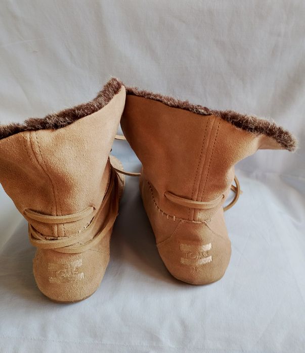 Sprzedam buty damskie.