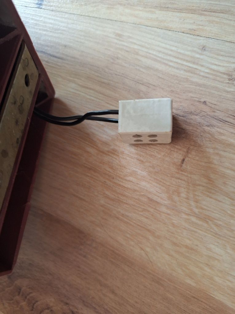 Lampa Polska jak Nowa PRL porcelanowa wtyczka