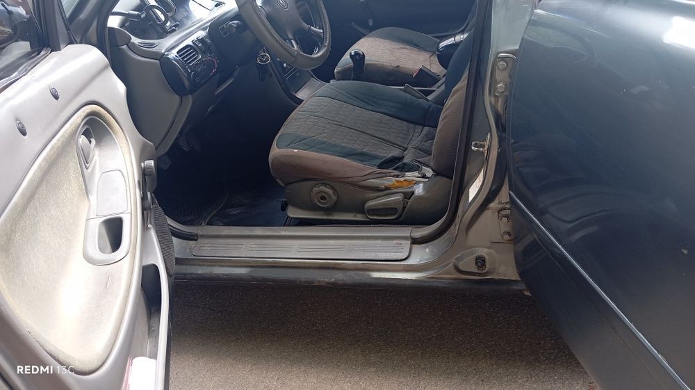 Mazda 626 1993 год